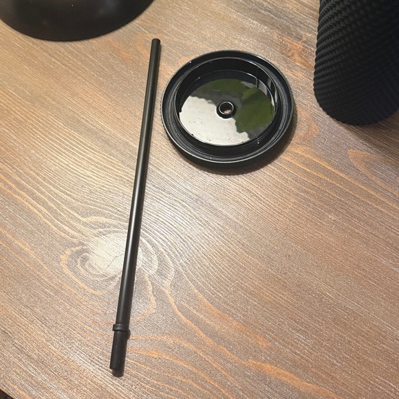 Starbucks Matte Black Tumbler Studded Venti 24 oz Cold Cup With Straw - Picture 7 of 8